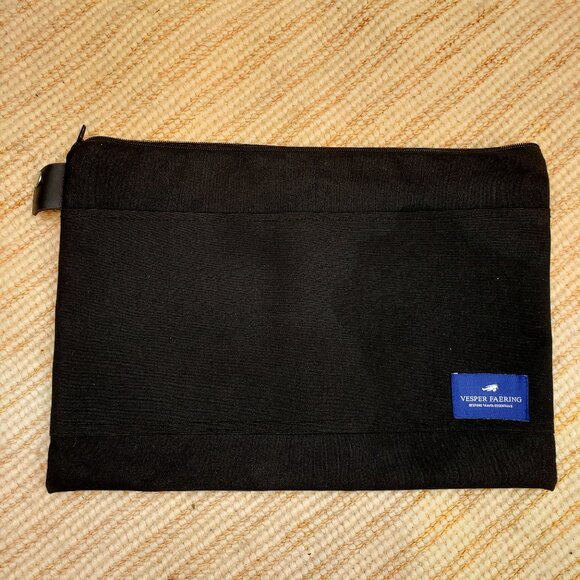 Vesper Faering laptop/tablet black travel sleeve - Picture 1 of 5